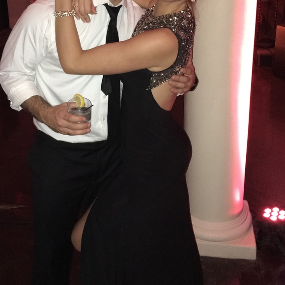 FORMAL GOWN /PROM!!!! - Picture 2 of 3